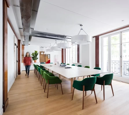 Bureau fermé  idéal pour votre activité professionnelle à Paris