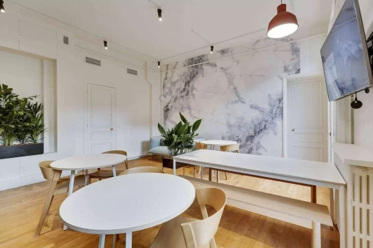 Plateau privé  idéal pour votre activité professionnelle à Paris 9e Arrondissement
