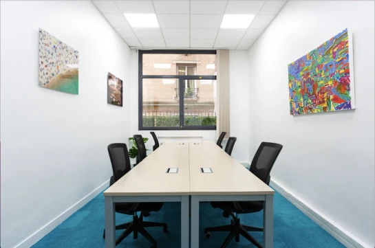 Bureau fermé  idéal pour votre activité professionnelle à Paris