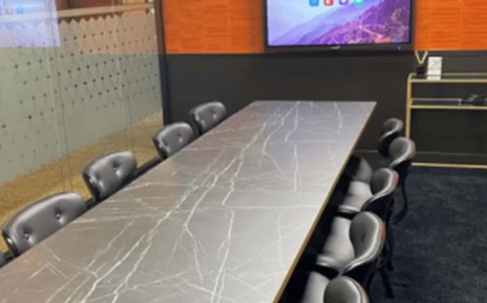 Bureau fermé  idéal pour votre activité professionnelle à Petit-Couronne