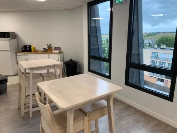 Bureau fermé  idéal pour votre activité professionnelle à Plaisir