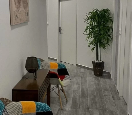 Bureau fermé  idéal pour votre activité professionnelle à Pointe à Pitre
