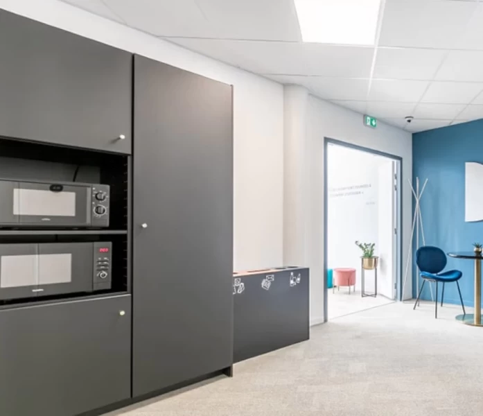 Bureau fermé  idéal pour votre activité professionnelle à Poitiers