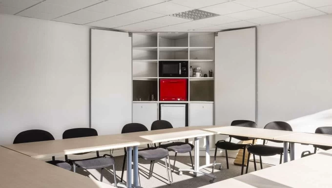 Salle de réunion  idéal pour votre activité professionnelle à Pontoise