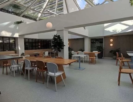 Bureau fermé  idéal pour votre activité professionnelle à Maisons-Alfort