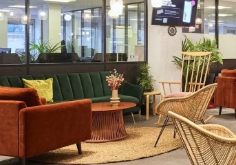 Plateau privé  idéal pour votre activité professionnelle à Puteaux