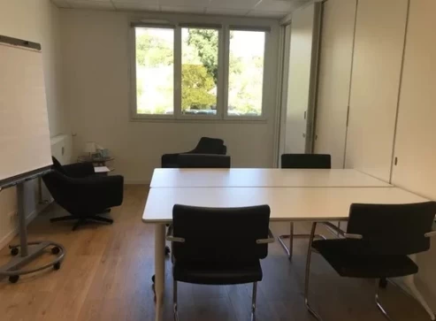 Salle de réunion  idéal pour votre activité professionnelle à Quimper