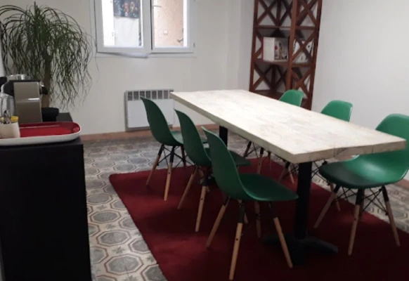 Salle de réunion  idéal pour votre activité professionnelle à Revel