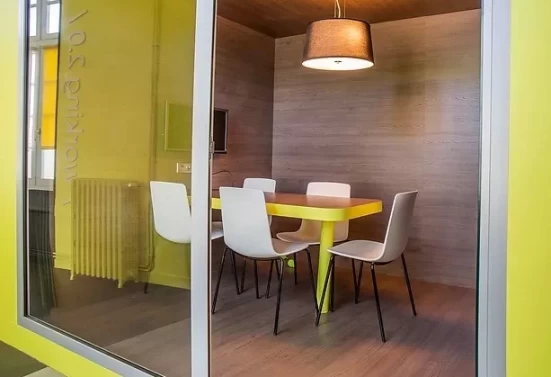 Salle de réunion  idéal pour votre activité professionnelle à Rochefort