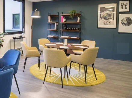 Plateau privé  idéal pour votre activité professionnelle à Rueil-Malmaison