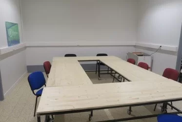 Salle de réunion  idéal pour votre activité professionnelle à Saint-André-de-Sangonis