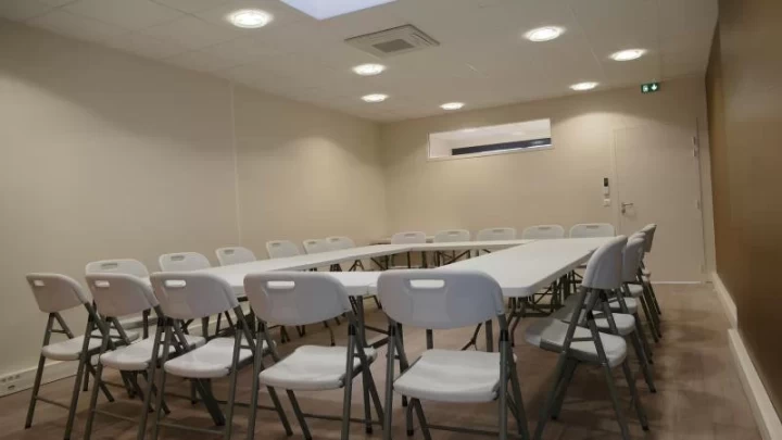 Salle de réunion  idéal pour votre activité professionnelle à Saint-Avertin