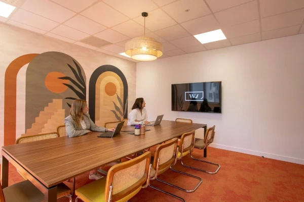 Plateau privé  idéal pour votre activité professionnelle à Suresnes