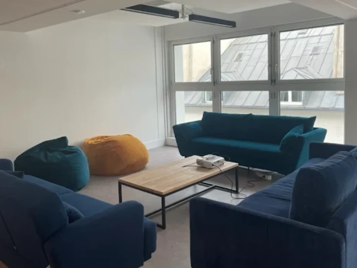 Plateau privé  idéal pour votre activité professionnelle à Saint-Cloud
