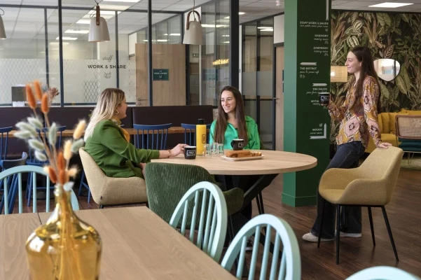 Bureau fermé  idéal pour votre activité professionnelle à Suresnes