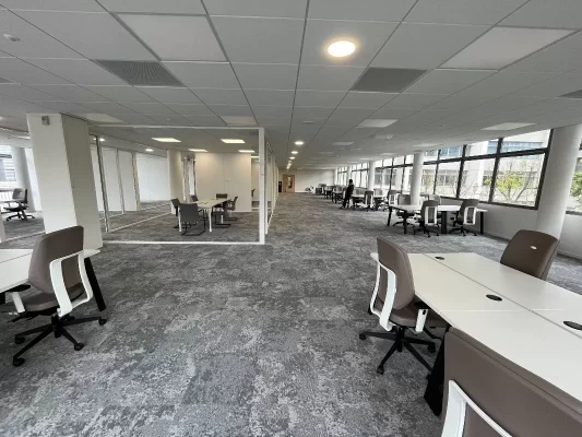 Bureau fermé  idéal pour votre activité professionnelle à Saint-Denis