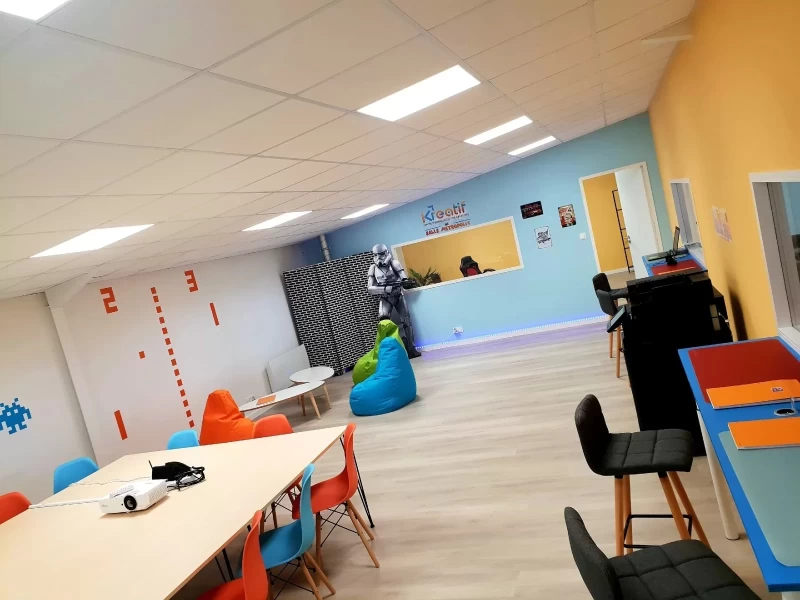 Salle de réunion  idéal pour votre activité professionnelle à Saint-Julien-de-Concelles