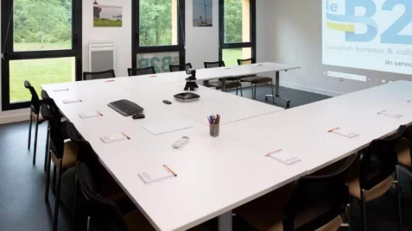 Salle de réunion  idéal pour votre activité professionnelle à Saint-Nazaire