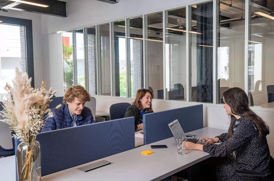 Bureau fermé  idéal pour votre activité professionnelle à Saint-Ouen-sur-Seine