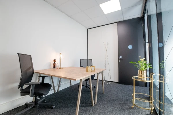 Bureau fermé  idéal pour votre activité professionnelle à Saint-Priest