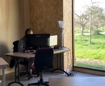 Espaces de coworking  idéal pour votre activité professionnelle à Saint-Saturnin-du-Bois