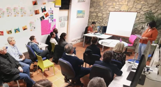 Salle de réunion  idéal pour votre activité professionnelle à Saint-Selve