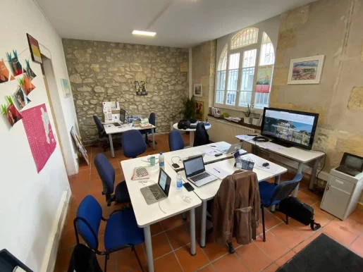 Espaces de coworking  idéal pour votre activité professionnelle à Saint-Selve
