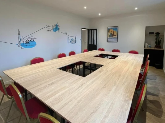 Salle de réunion  idéal pour votre activité professionnelle à Aix-en-Provence