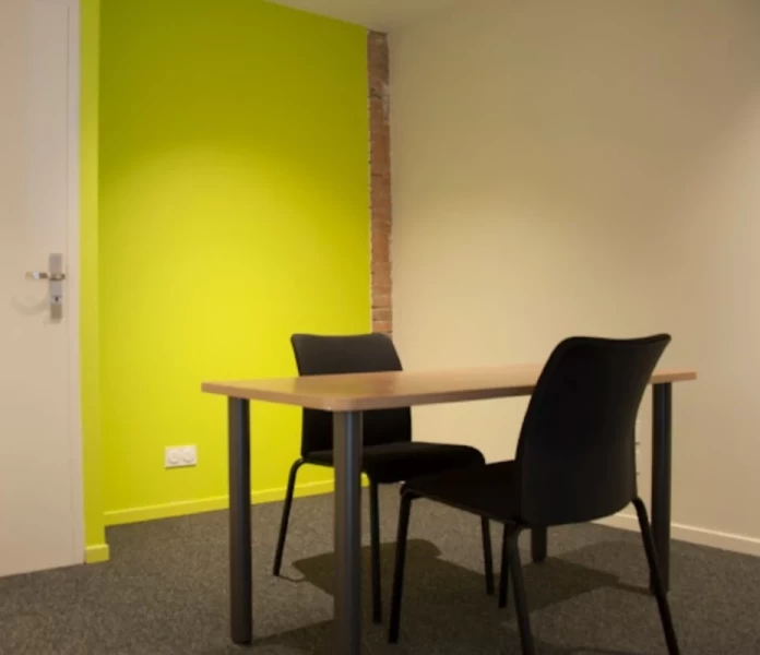 Bureau fermé  idéal pour votre activité professionnelle à Samatan