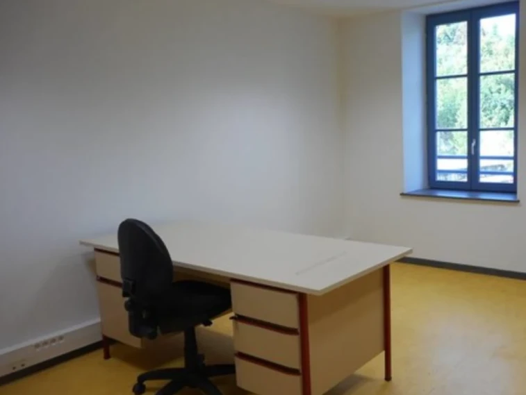 Bureau fermé  idéal pour votre activité professionnelle à Seigneulles