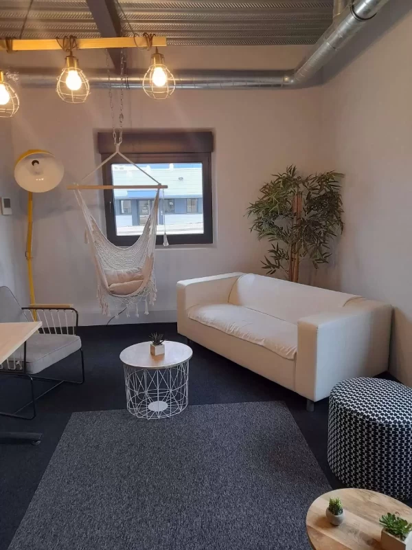 Bureau fermé  idéal pour votre activité professionnelle à Semur-en-Auxois