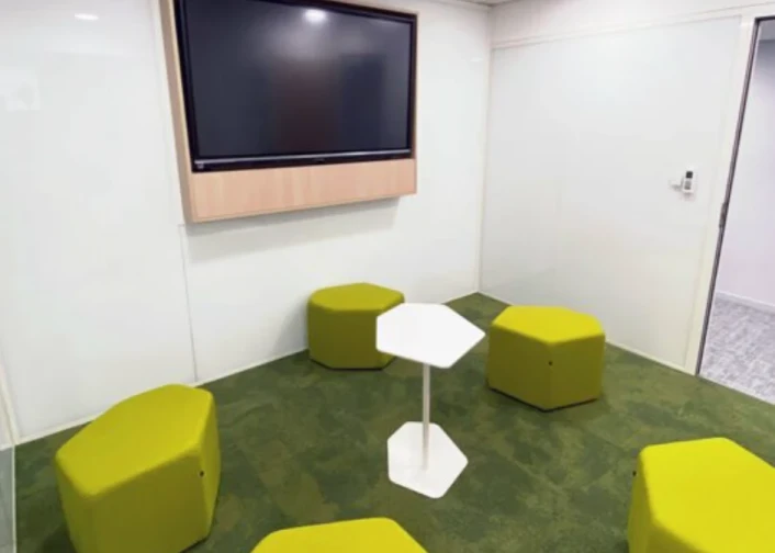 Bureau fermé  idéal pour votre activité professionnelle à Sèvres
