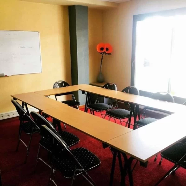 Salle de réunion  idéal pour votre activité professionnelle à Thonon-les-Bains