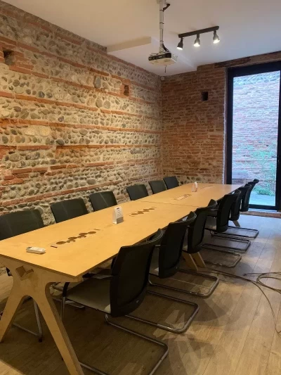 Salle de réunion  idéal pour votre activité professionnelle à Toulouse