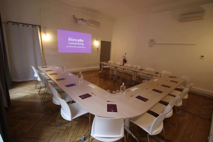 Salle de réunion  idéal pour votre activité professionnelle à Toulouse