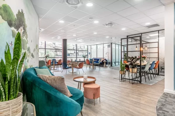Bureau fermé  idéal pour votre activité professionnelle à Valbonne
