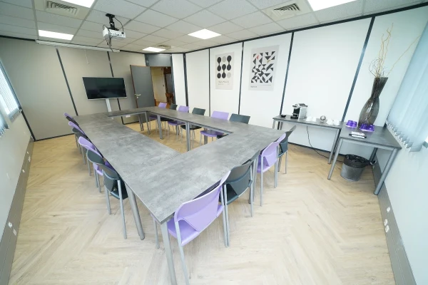 Salle de réunion  idéal pour votre activité professionnelle à Villebon-sur-Yvette