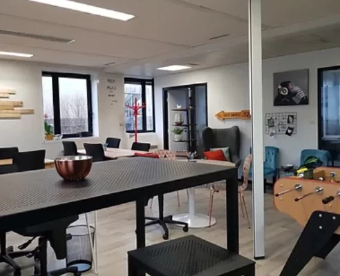 Bureau fermé  idéal pour votre activité professionnelle à Villeneuve-d'Ascq
