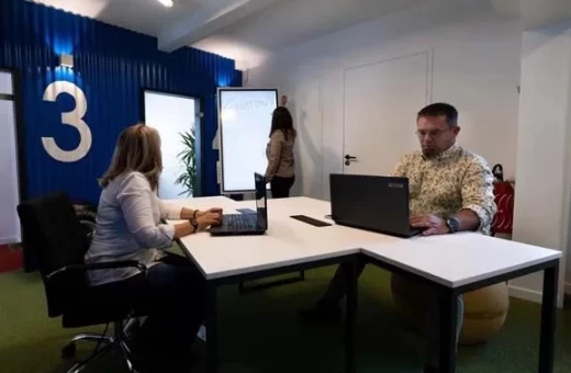 Bureau fermé  idéal pour votre activité professionnelle à Vire-Normandie